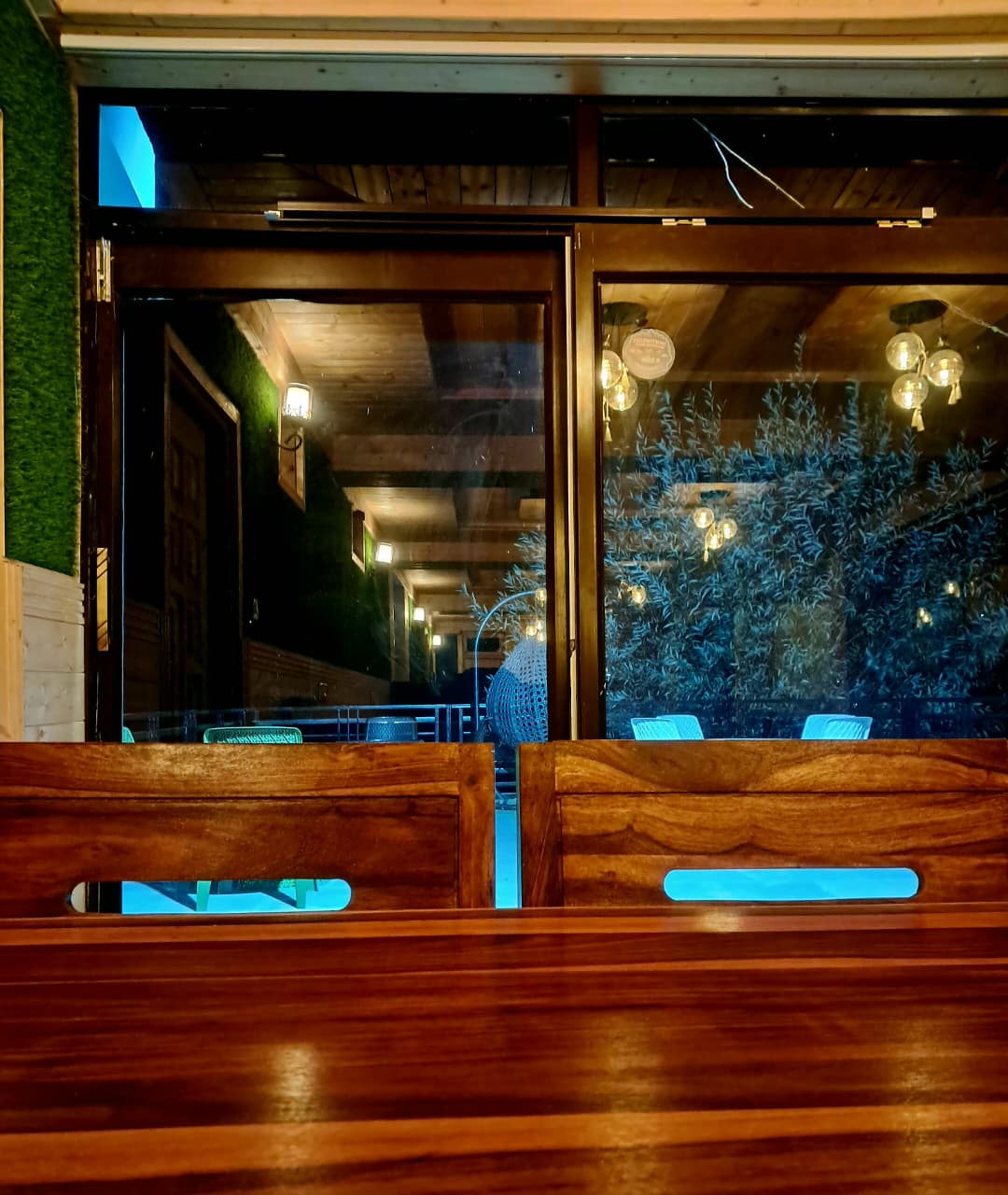 Resort lounge
